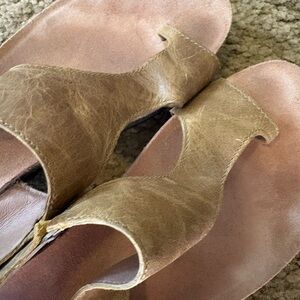 Dansko Reese olive green size 37